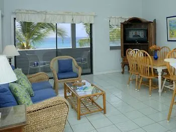 Coconut Coast Villas Contant  Hotel