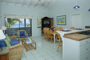ホテル Coconut Coast Villas Contant